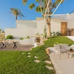 250sqm Garden Duplex With Jacuzzi, Sea View Cinema Apartament *