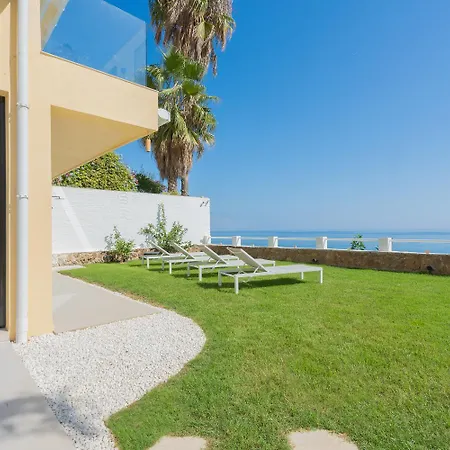 Casa Folimanka, 250sqm Garden Duplex With Jacuzzi, Sea View & Cinema