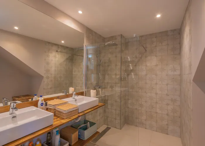 250sqm Garden Duplex With Jacuzzi, Sea View Cinema *