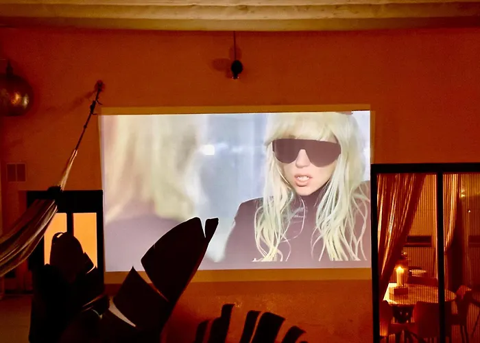 250sqm Garden Duplex With Jacuzzi, Sea View Cinema Appartement Torremolinos