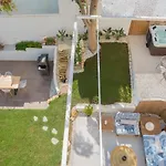 Private 250sqm Garden Duplex, Jacuzzi, Cinema, Sea View Escape * Torremolinos