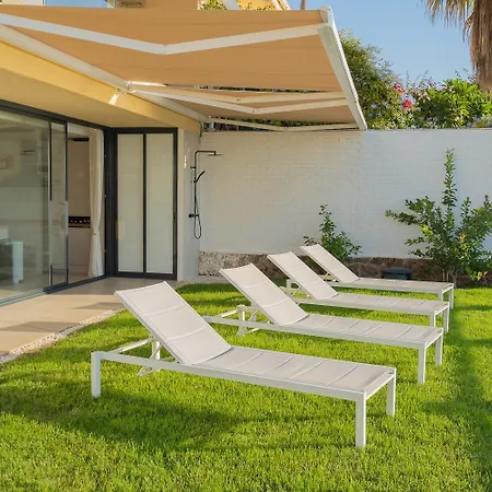 Casa Folimanka, 250sqm Garden Duplex With Jacuzzi, Sea View & Cinema