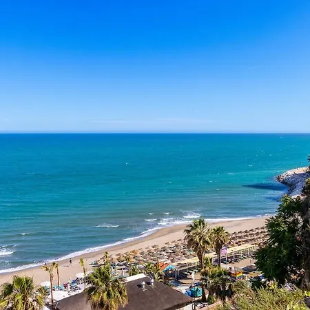Lägenhet Casa Folimanka, 250sqm Garden Duplex With Jacuzzi, Sea View & Cinema Torremolinos