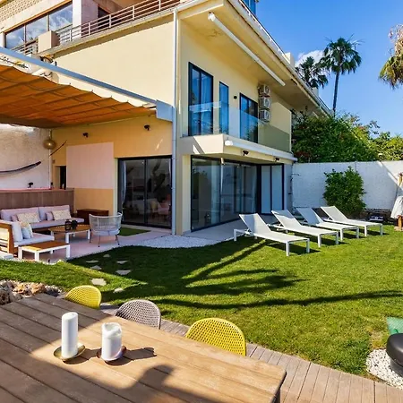 Casa Folimanka, 250sqm Garden Duplex With Jacuzzi, Sea View & Cinema Appartement *