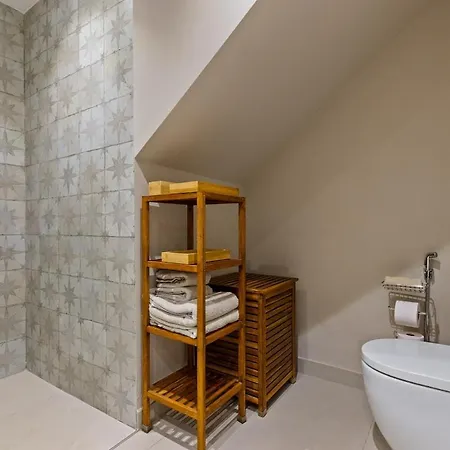 Casa Folimanka, 250sqm Garden Duplex With Jacuzzi, Sea View & Cinema