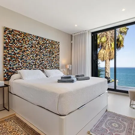 Casa Folimanka, 250sqm Garden Duplex With Jacuzzi, Sea View & Cinema Appartement