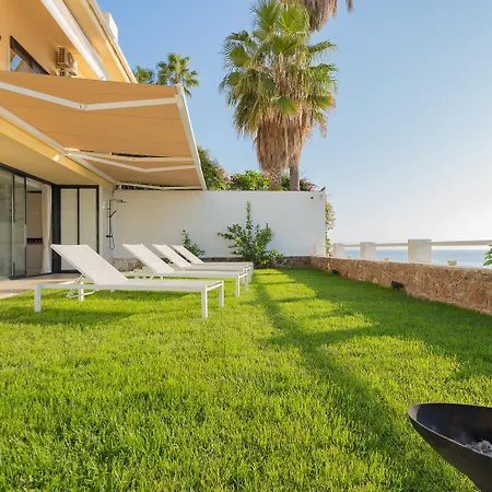 Casa Folimanka, 250sqm Garden Duplex With Jacuzzi, Sea View & Cinema * Torremolinos