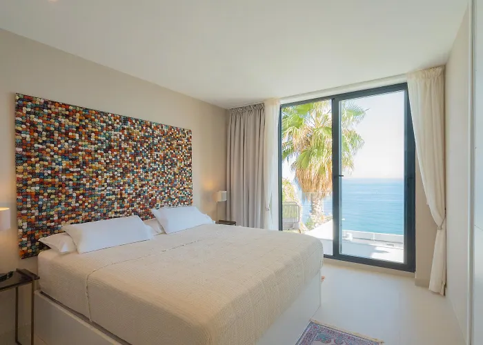 Lejlighed 250sqm Garden Duplex With Jacuzzi, Sea View Cinema Torremolinos