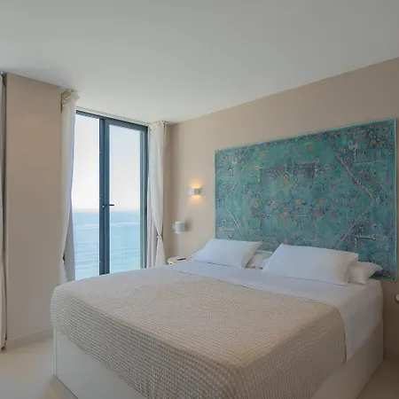 Apartamento 250sqm Garden Duplex With Jacuzzi, Sea View Cinema